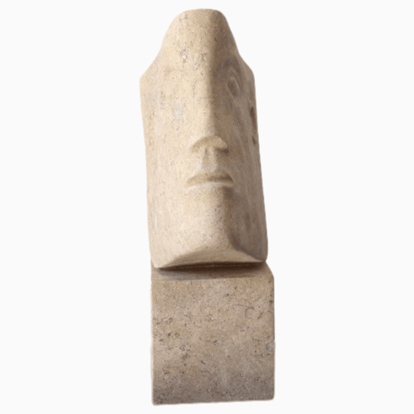 Scultura moderna in pietra calcarea, ideale come elemento decorativo per interni eleganti.