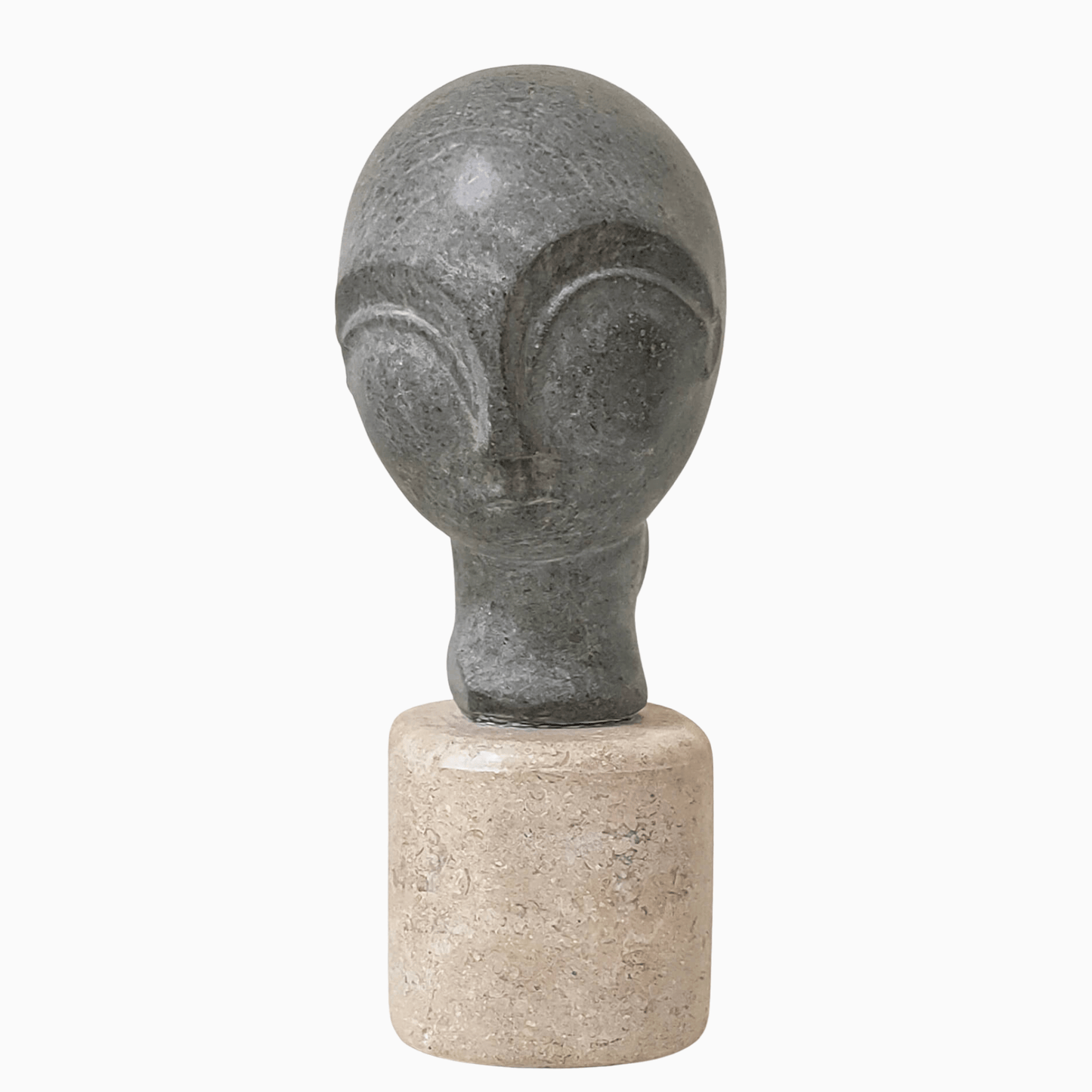 Scultura contemporanea in pietra lavica naturale ispirata a Brancusi.