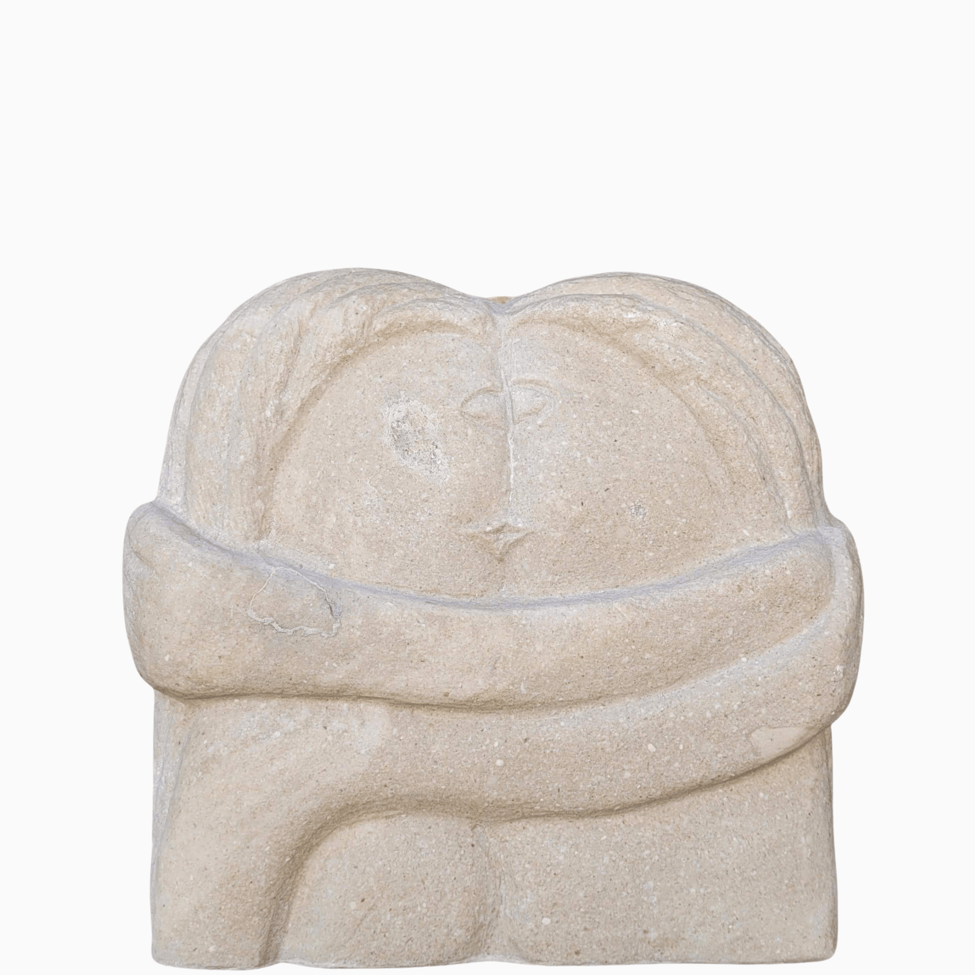 Scultura in pietra ispirata a “Il Bacio” di Constantin Brancusi