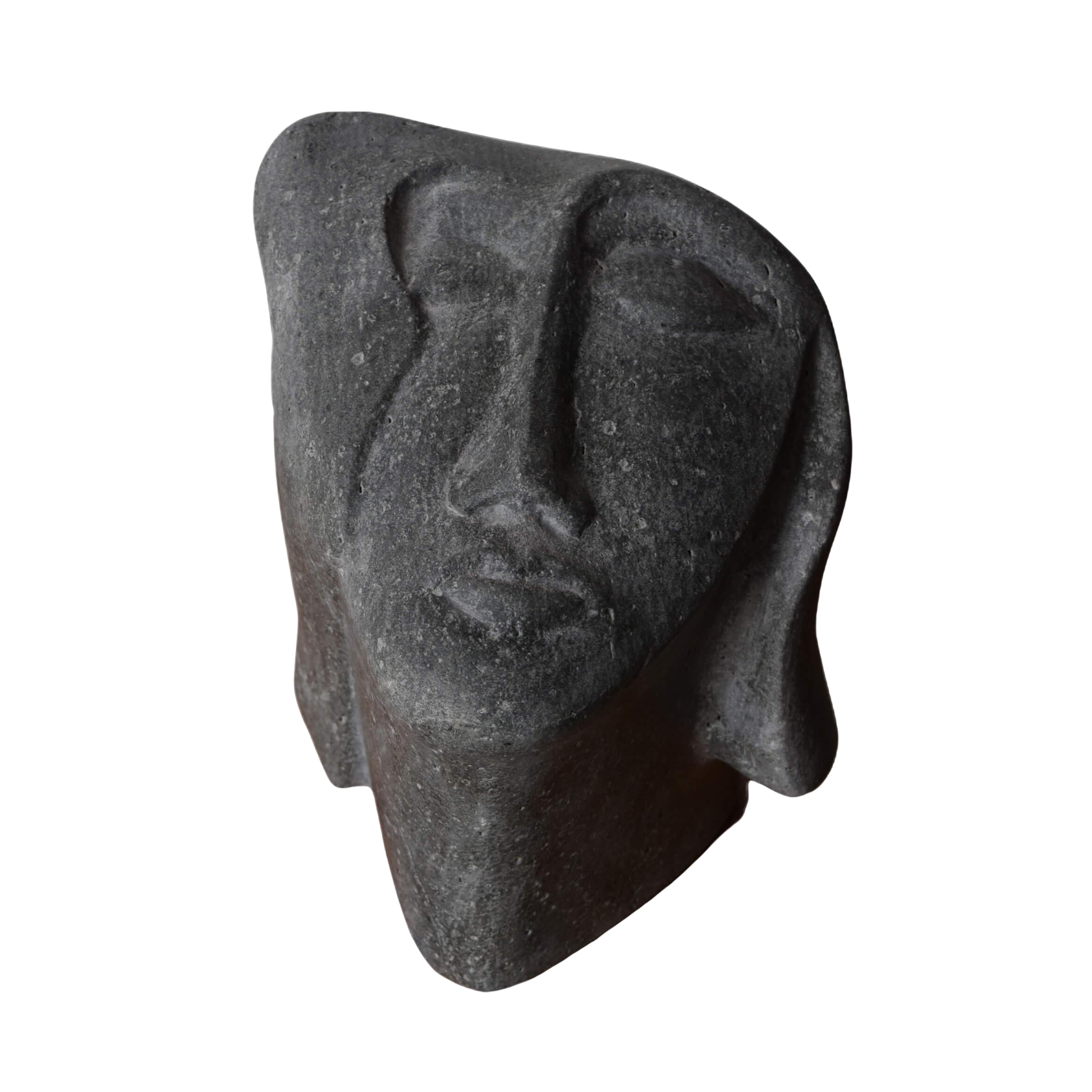 Scultura artigianale in pietra lavica naturale del Vesuvio dal design simbolico.