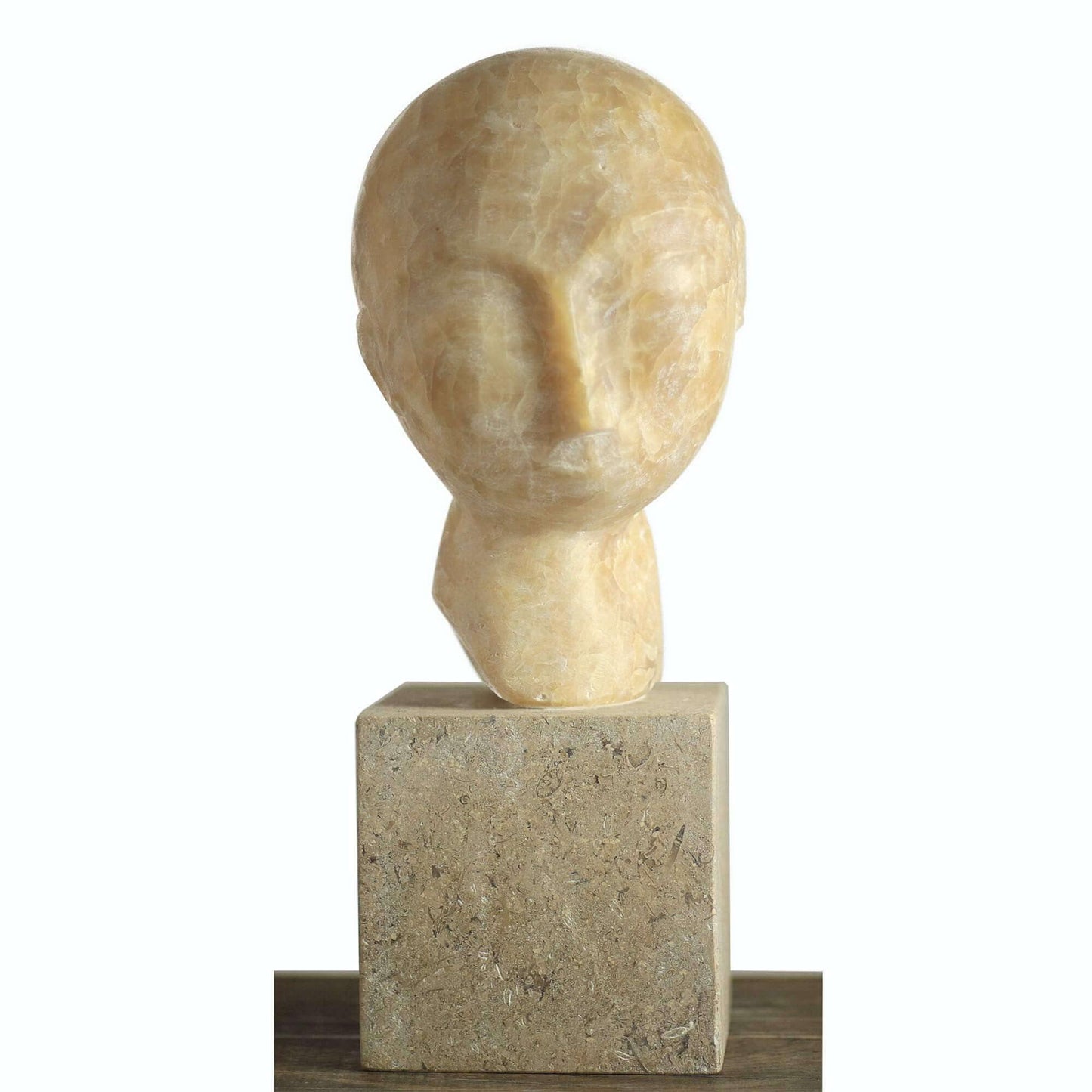 Scultura in onice e pietra calcarea realizzata a mano