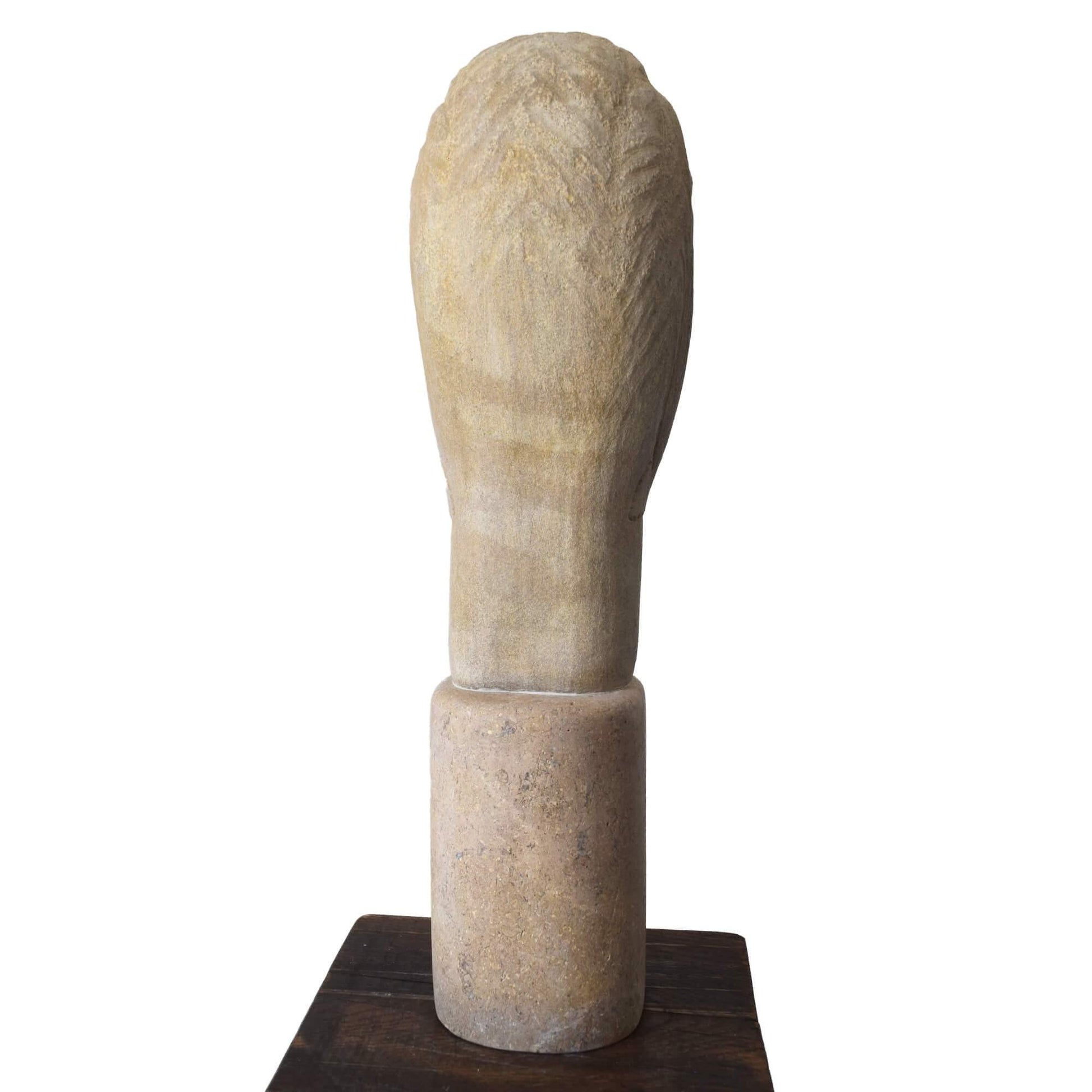 Opera Testa  ispirata ad Amedeo Modigliani, esempio di design Art Déco realizzato a mano nel Sud Italia.